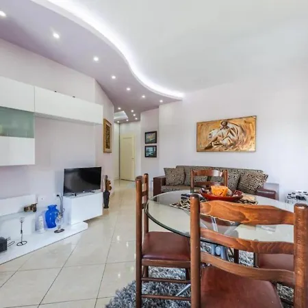 Seaside Escape By Ps Appartement Durrës