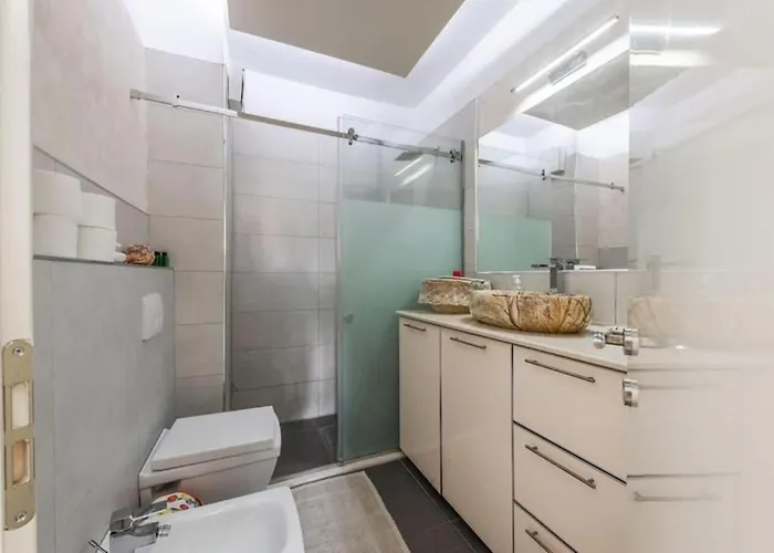 Seaside Escape By Ps *