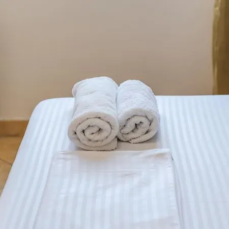 Apartment Seaside Escape By Ps *